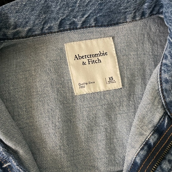 Abercrombie denim jumpsuit - Picture 2 of 2